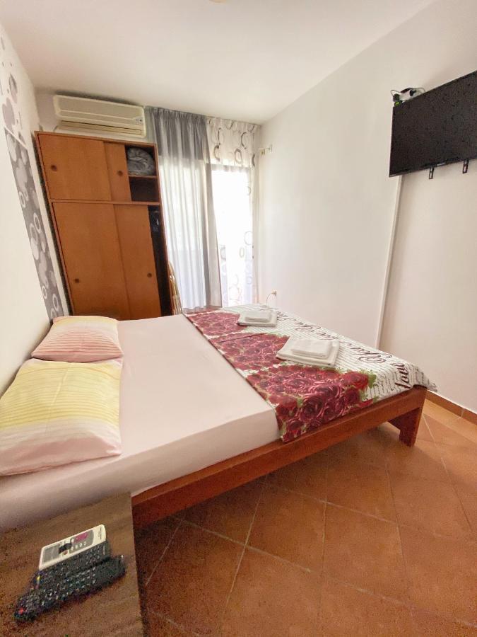 Guest House Villa Natali Budva Buitenkant foto